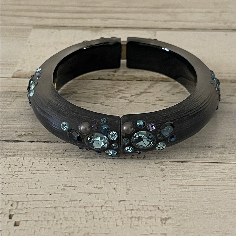 Alexis Bittar Gunmetal Crystal Hinged Bangle Purple Grey Tone - Picture 3 of 10